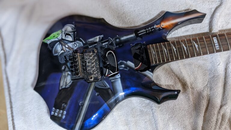 Big Tiki's Airbrushing Airbrush Airbrush Services Custom Paint Custom Painter Custom Airbrush Custom Goalie Masks Goalie mask painter Motorcycle painter Motorcycle airbrush Airbrush artist